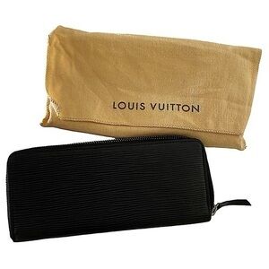 Louis Vuitton Wallet Black Leather